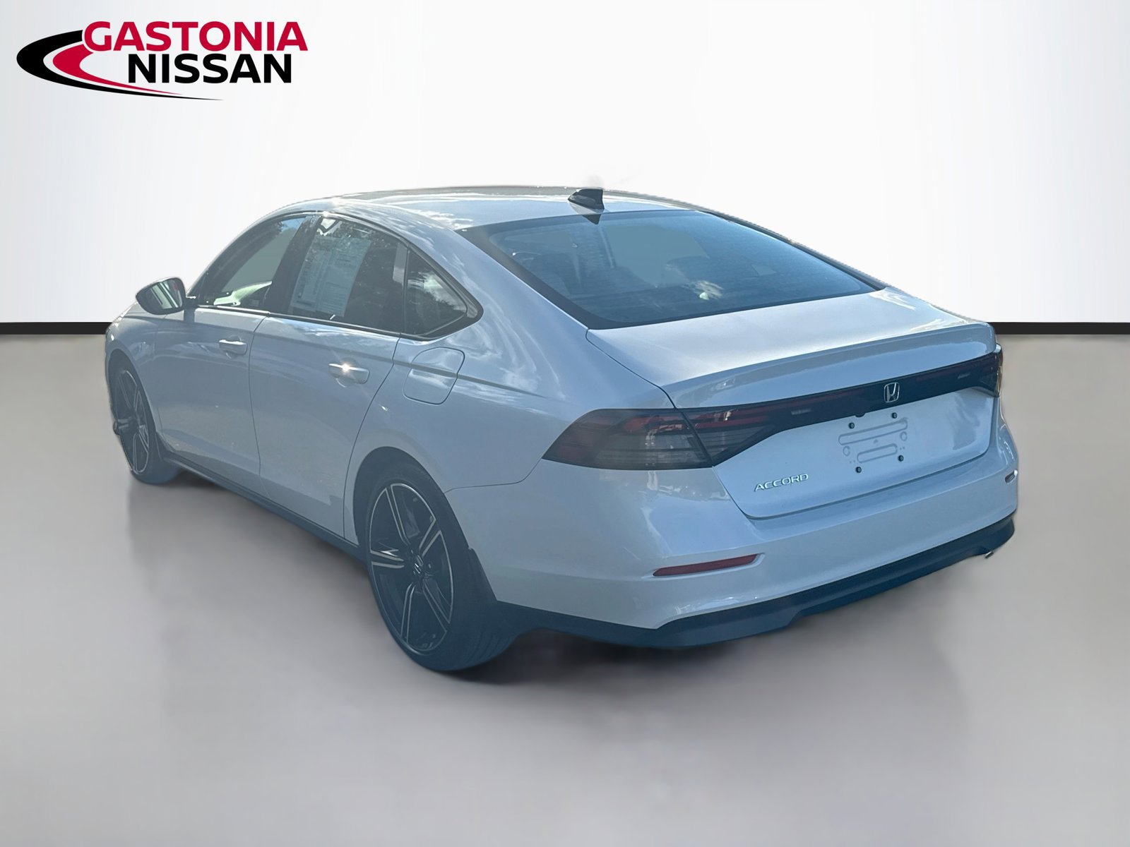 Used 2026 Honda Accord SE image 6