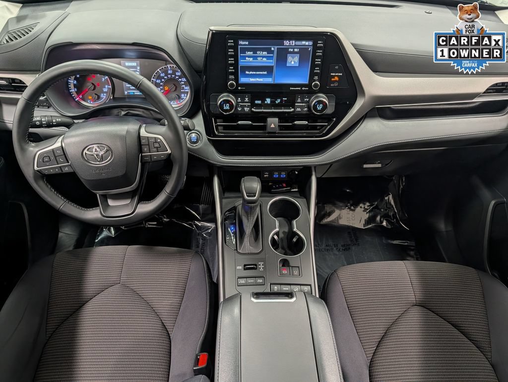 Used 2022 Toyota Highlander LE AWD/4WD image 23