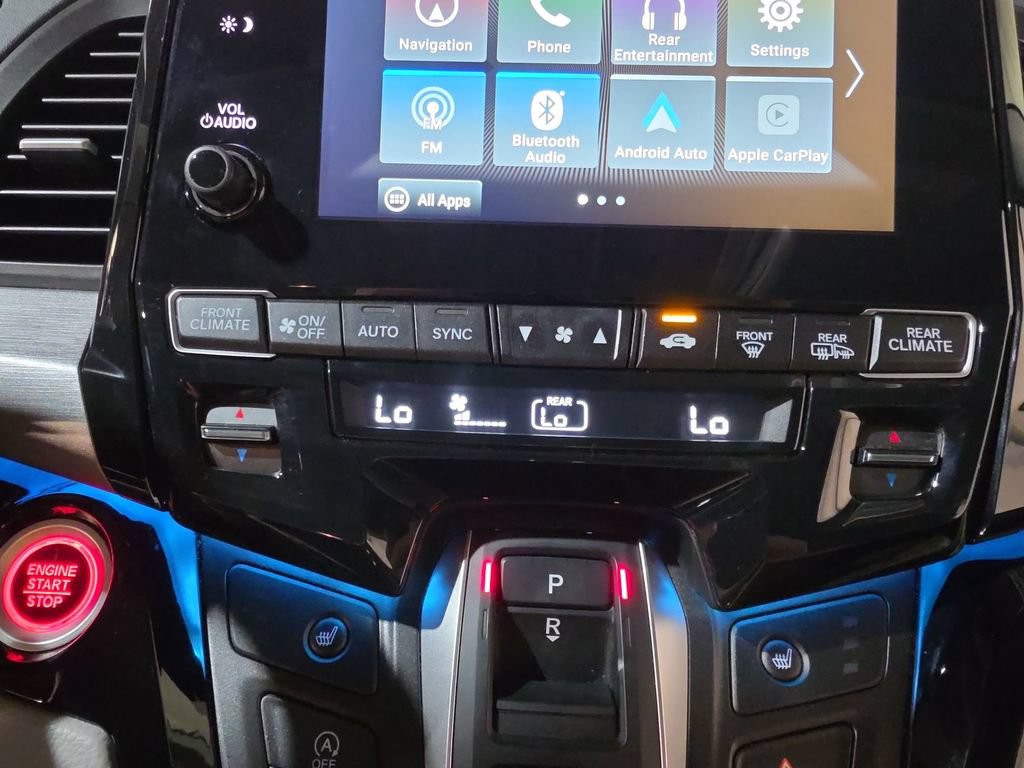 Certified 2024 Honda Odyssey Touring image 17