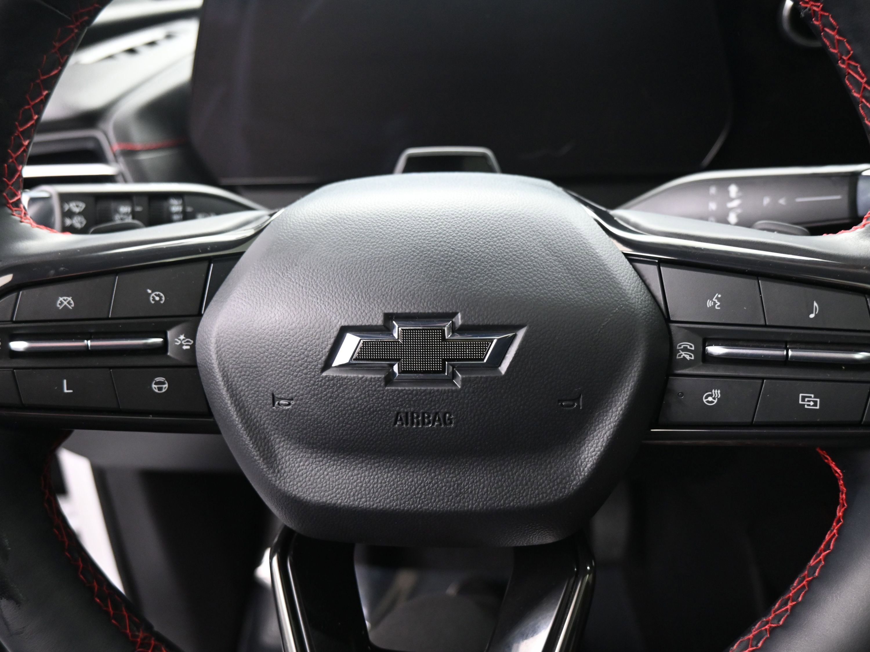 Certified 2025 Chevrolet Traverse RS w/ LPO, Floor Liner Package image 16