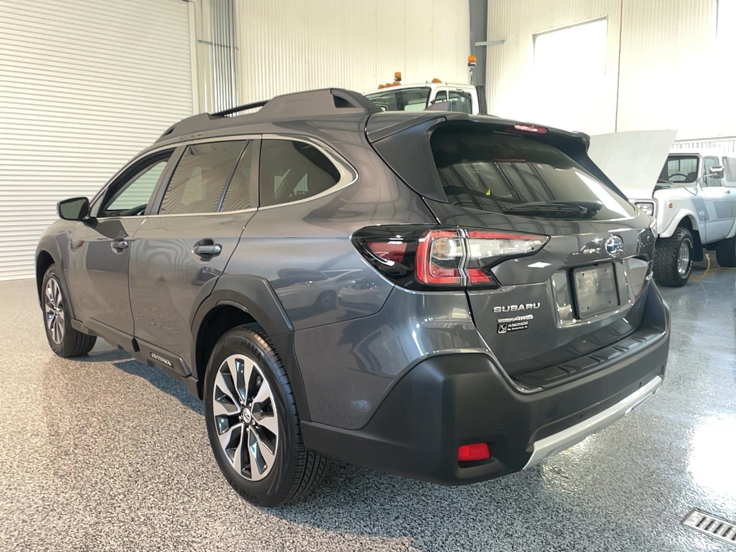 Used 2025 Subaru Outback Limited AWD/4WD image 21