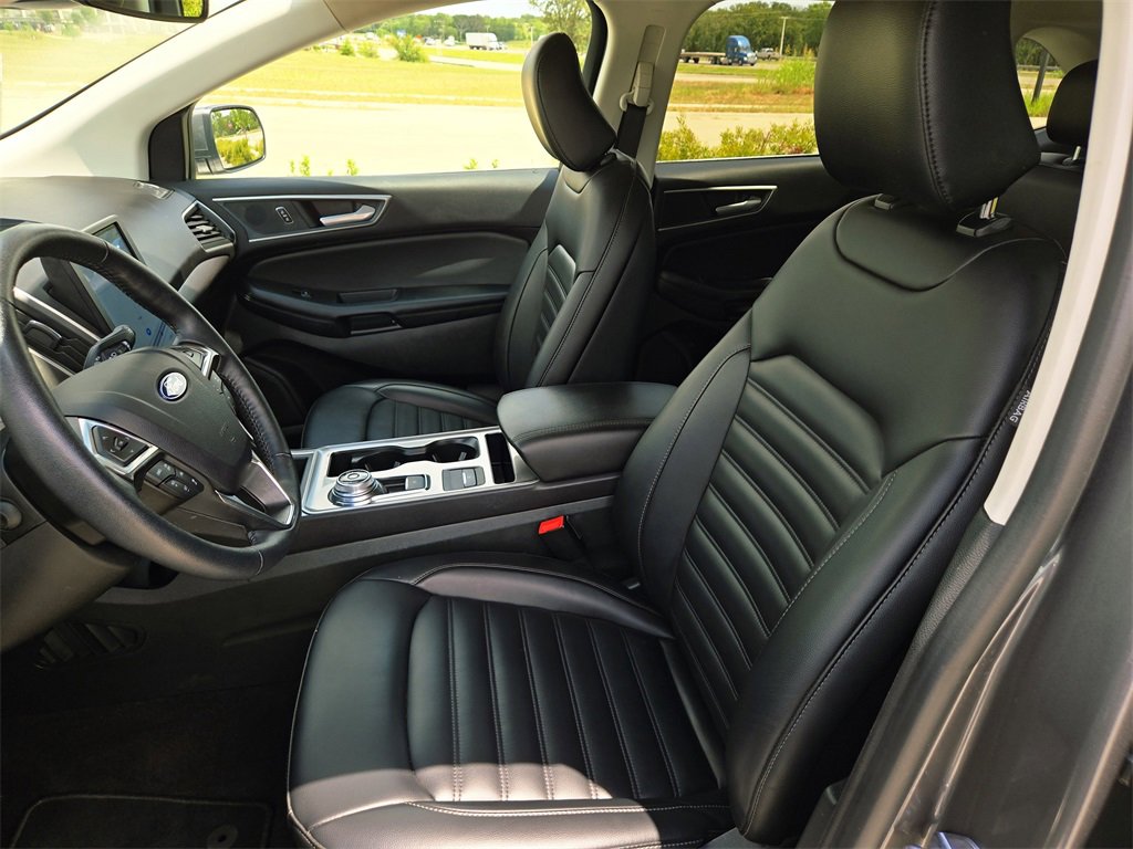 Used 2024 Ford Edge SEL image 25