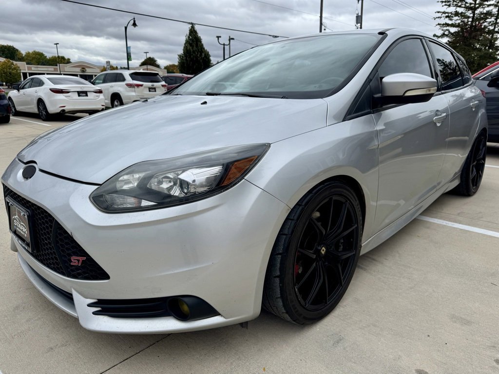 Used 2014 Ford Focus ST w/ Equipment Group 202A image 4