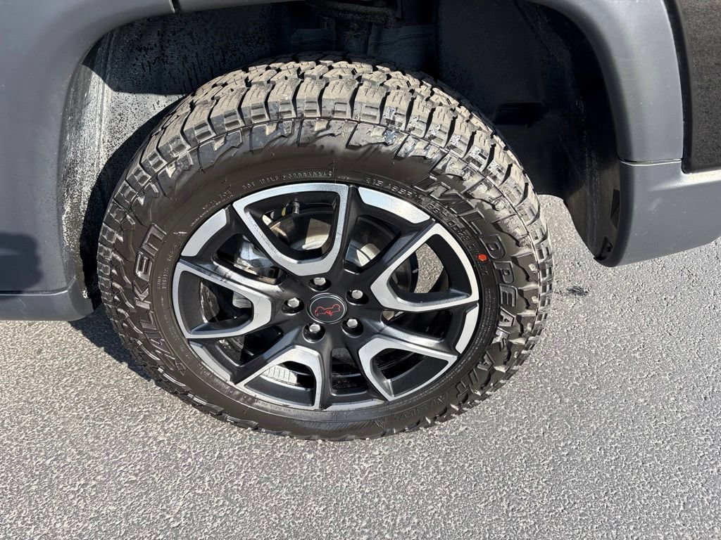 Used 2025 Jeep Compass Trailhawk AWD/4WD image 10