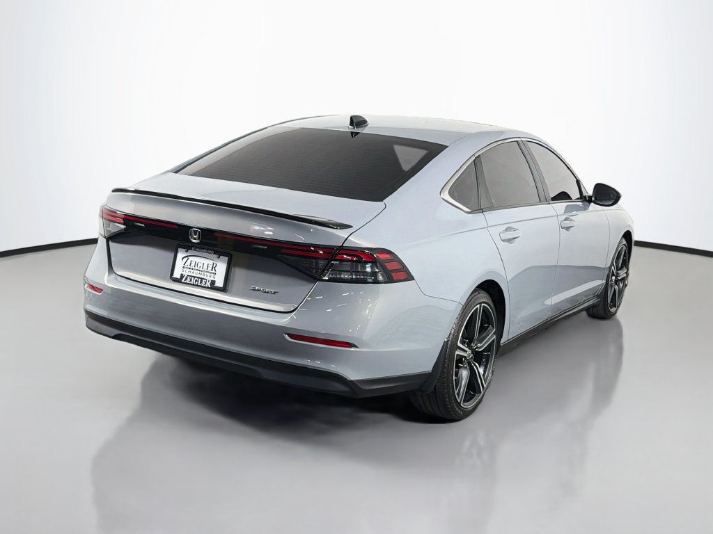 Used 2025 Honda Accord Sport image 7