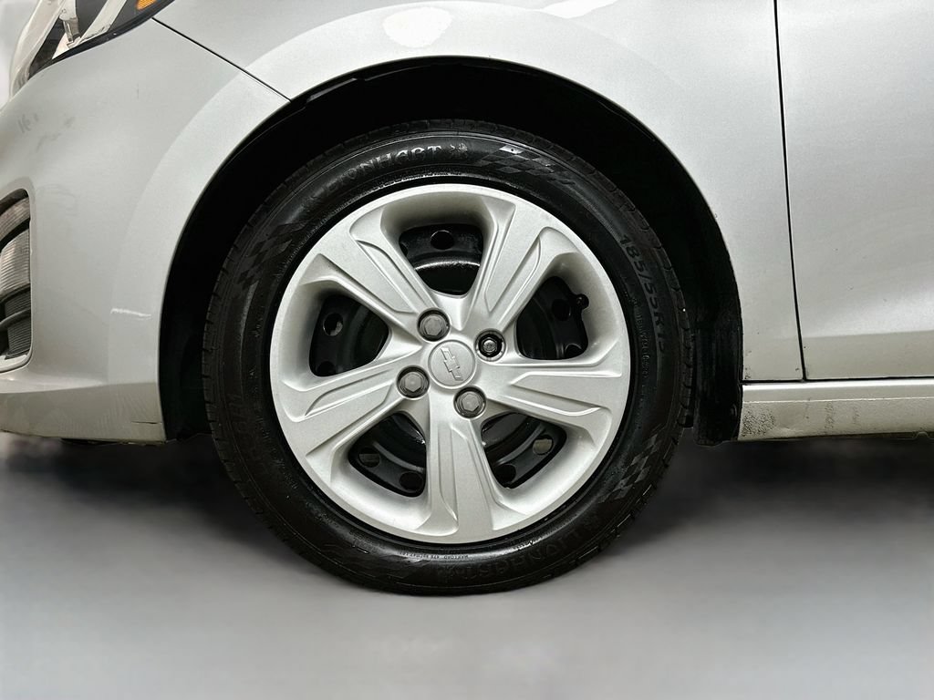 Used 2021 Chevrolet Spark LT FWD image 34