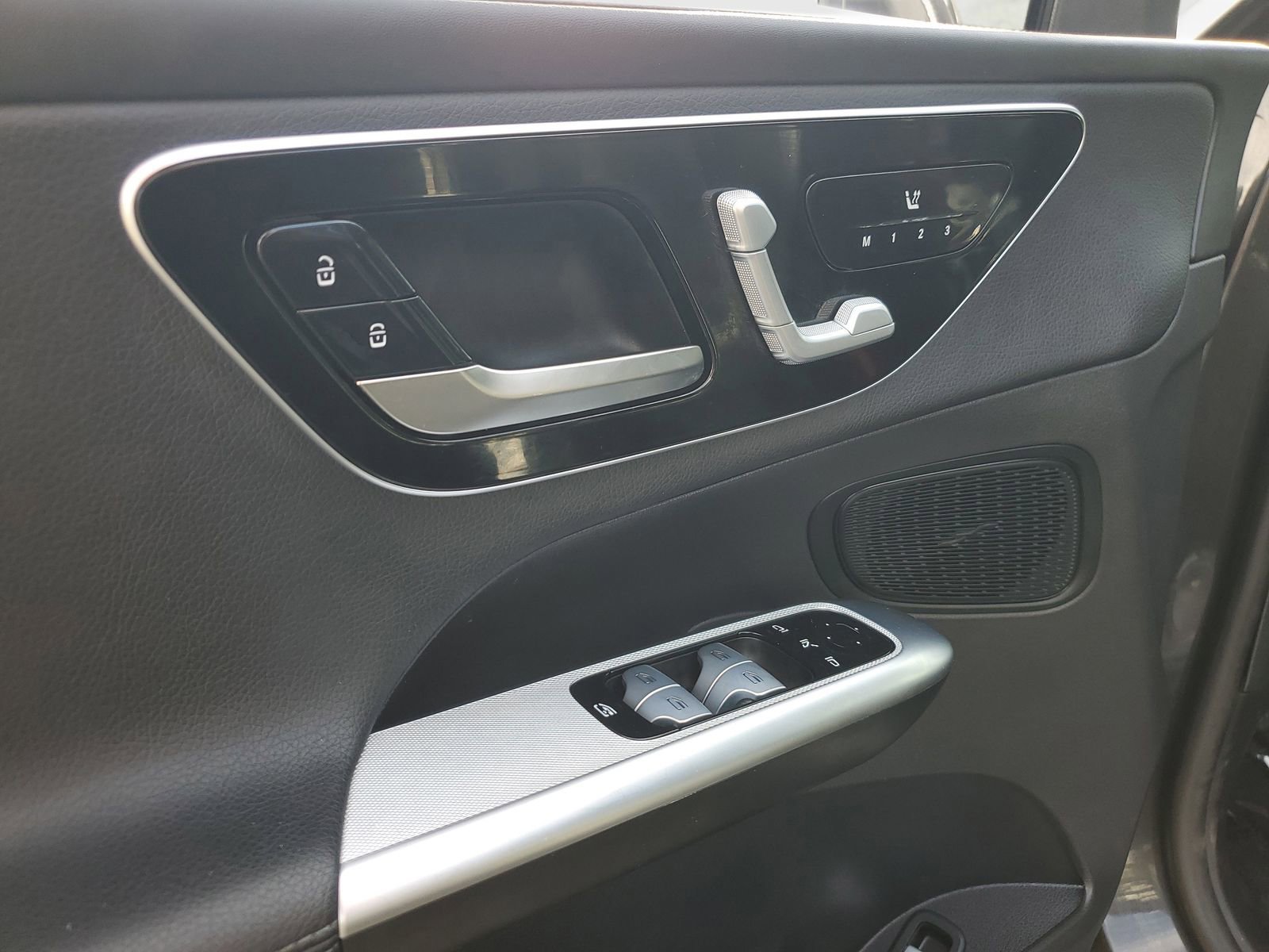 Used 2023 Mercedes-Benz GLC 300 4MATIC image 20