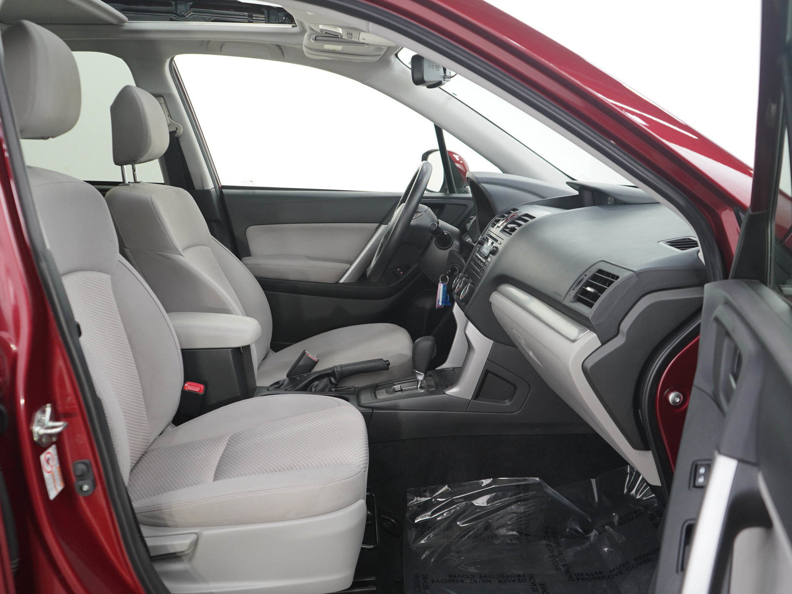 Used 2014 Subaru Forester 2.5i Premium w/ All-Weather Package AWD/4WD image 11