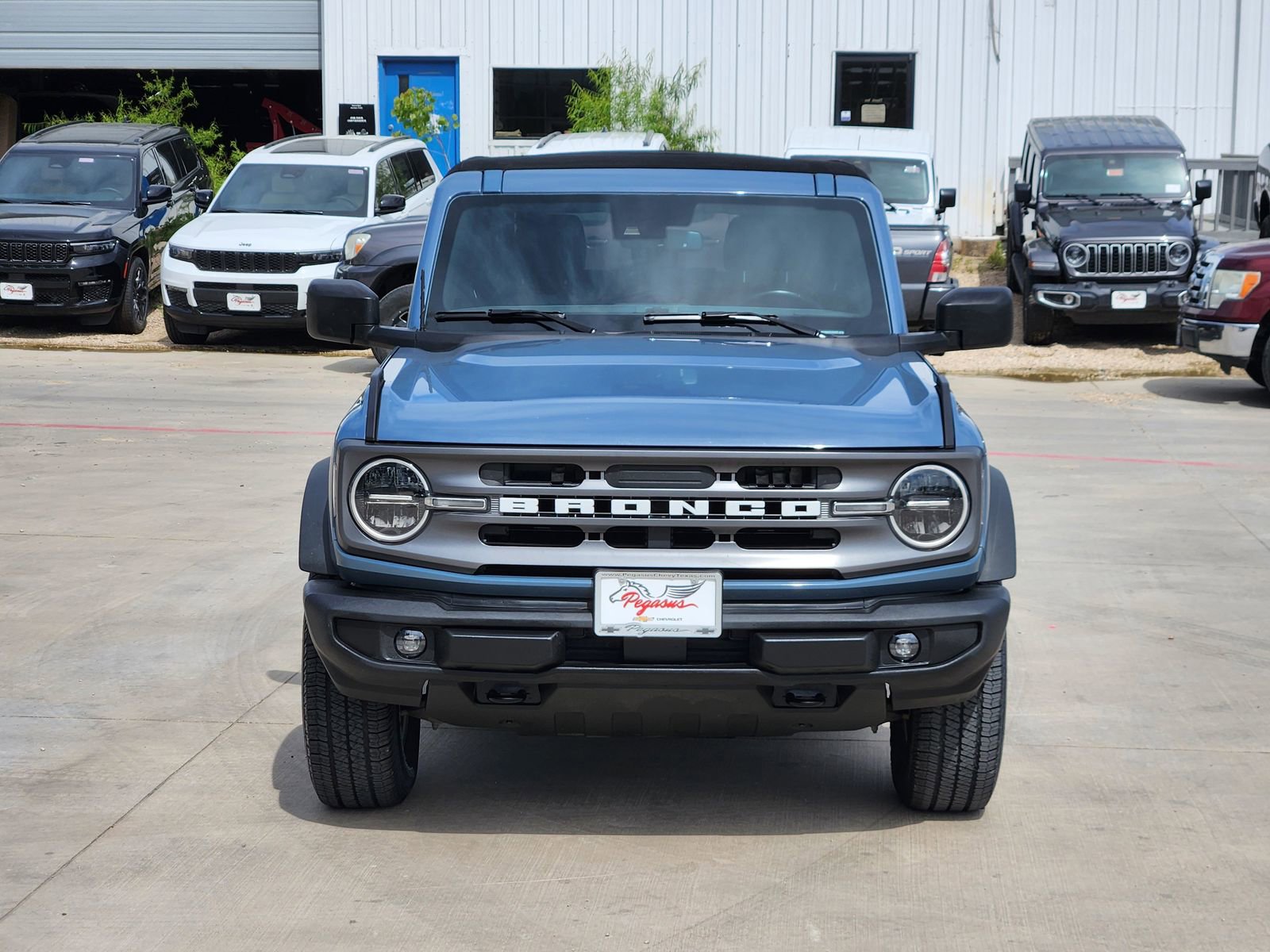 Used 2023 Ford Bronco Big Bend image 6