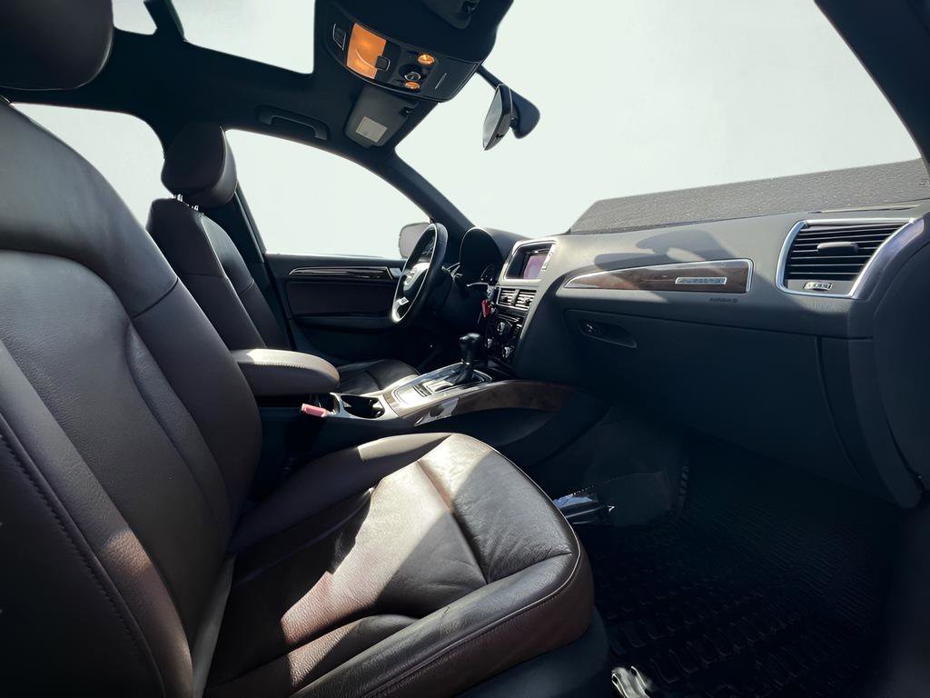 Used 2017 Audi Q5 2.0T Premium image 26