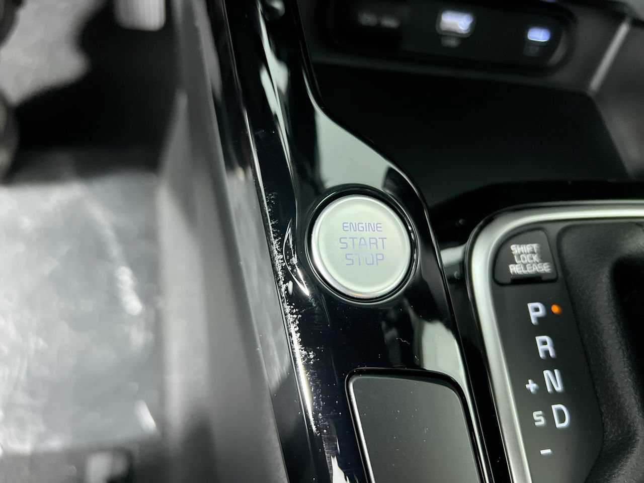 Used 2023 Kia Soul LX w/ Option Group 015 FWD image 21
