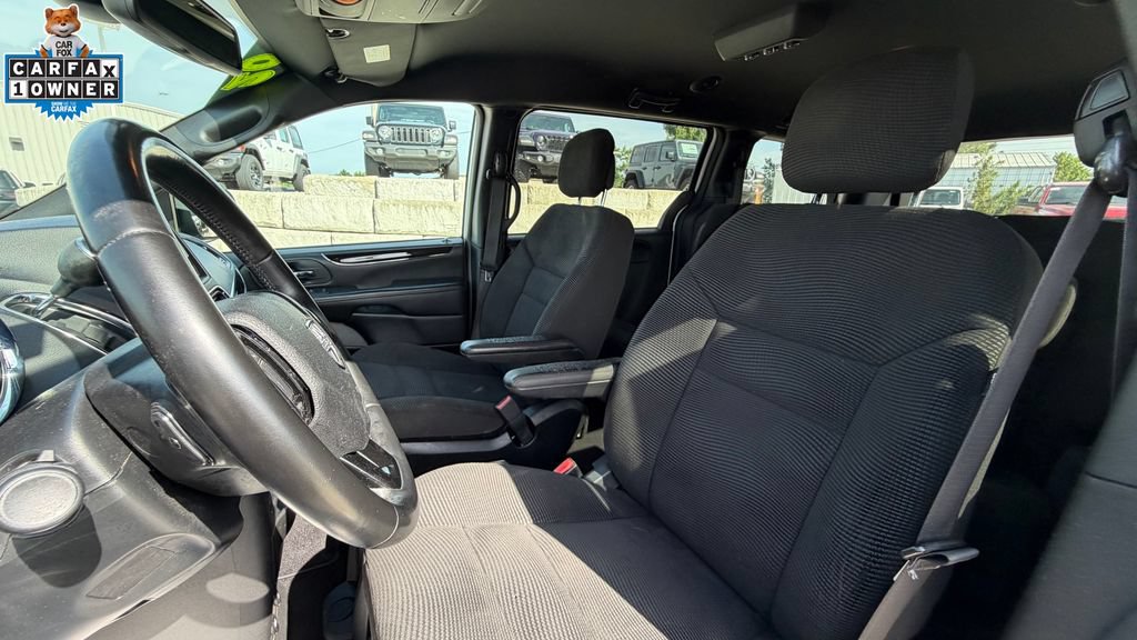 Used 2020 Dodge Grand Caravan SE FWD image 20