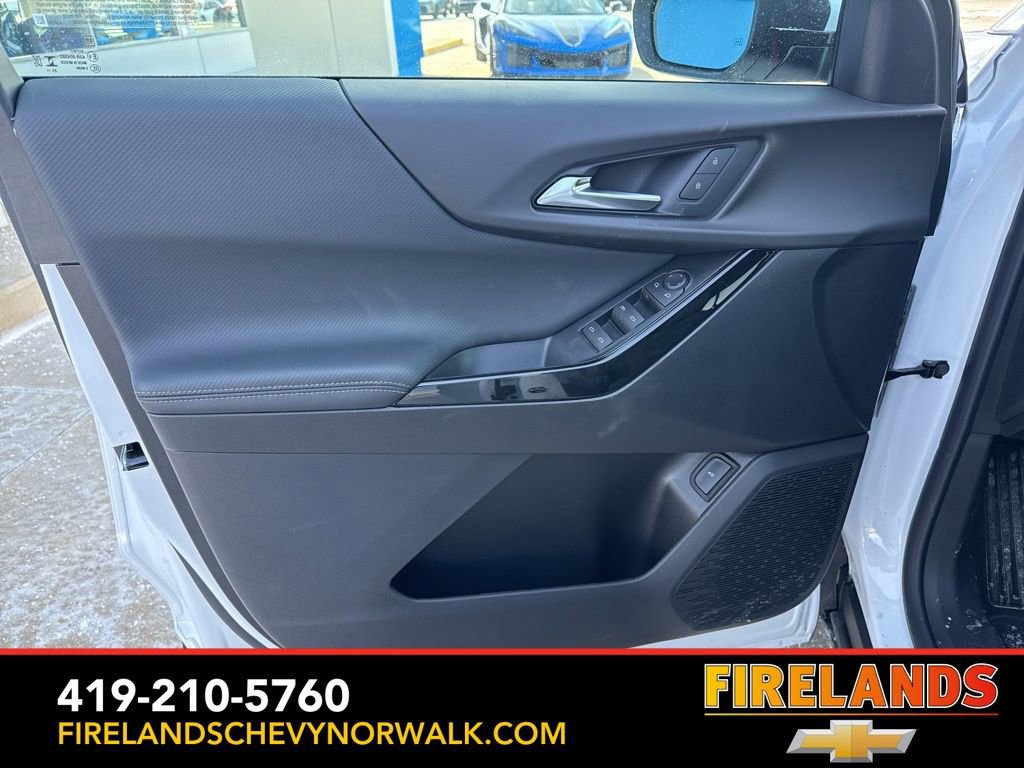 New 2026 Chevrolet Equinox LT w/ Convenience Package II image 14