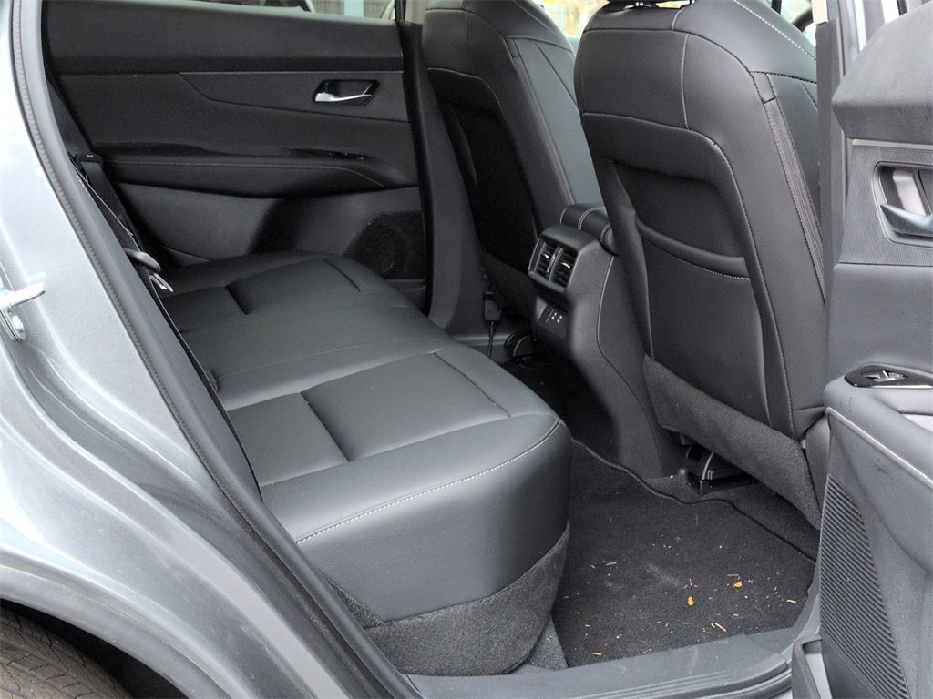 Used 2025 Nissan Murano SV image 18