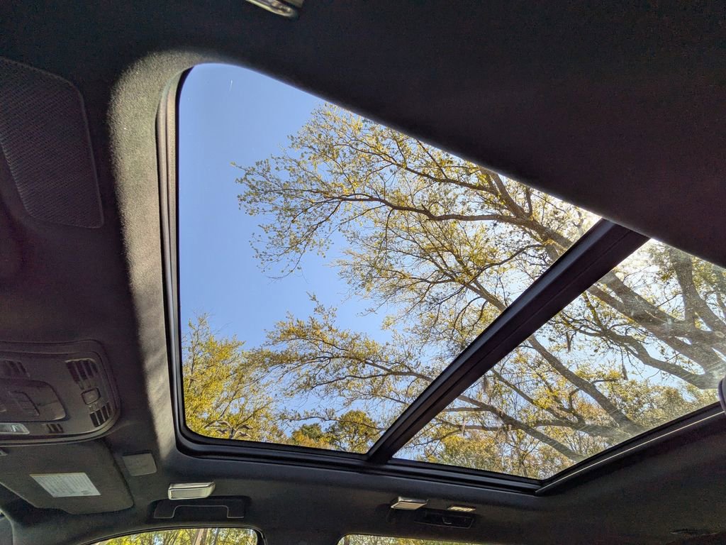 Used 2021 Cadillac Escalade ESV Sport Platinum image 25