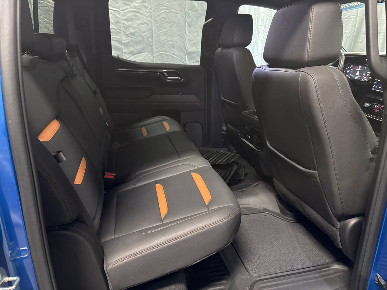 Used 2024 GMC Sierra 1500 AT4 w/ AT4 Preferred Package image 24