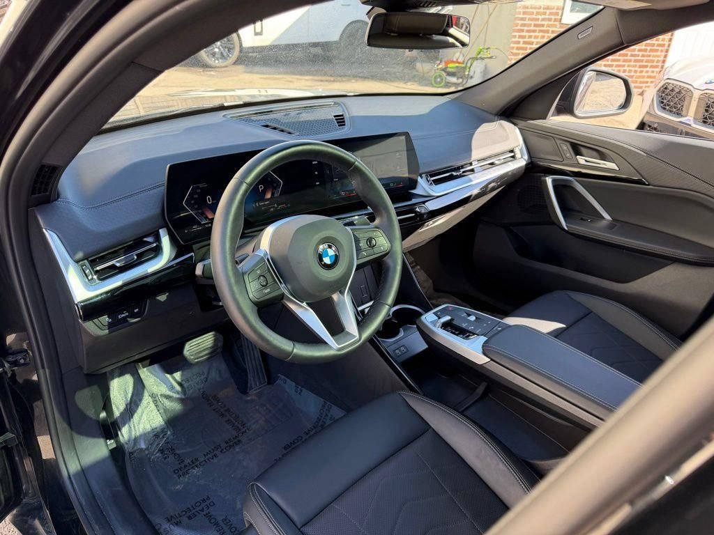 Used 2026 BMW X2 xDrive28i AWD/4WD image 29