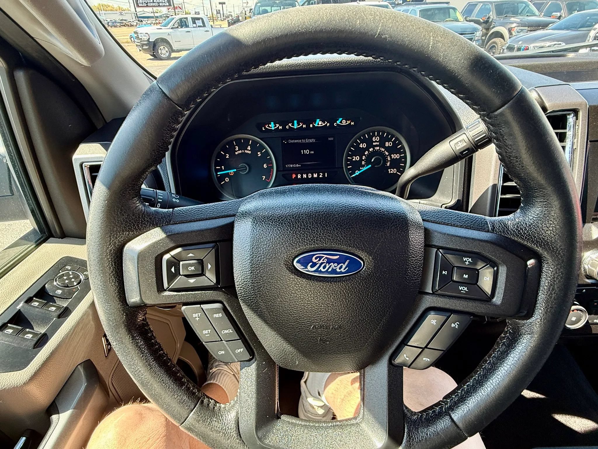 Used 2015 Ford F150 XLT w/ Equipment Group 302A Luxury AWD/4WD image 10