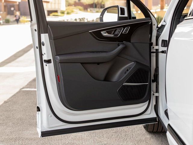 New 2026 Audi Q7 3.0T Premium Plus image 12