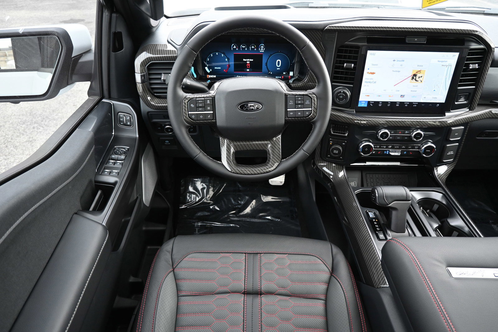 New 2025 Ford F150 Lariat w/ Equipment Group 502A High image 20