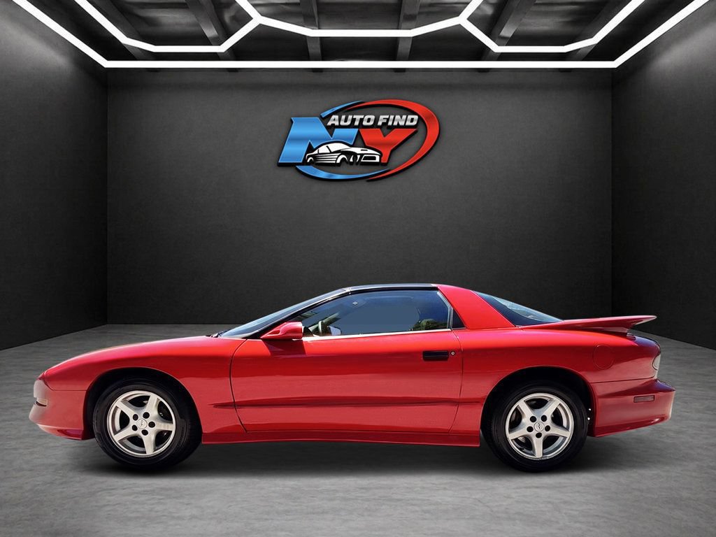 Used 1995 Pontiac Firebird Trans Am RWD image 13