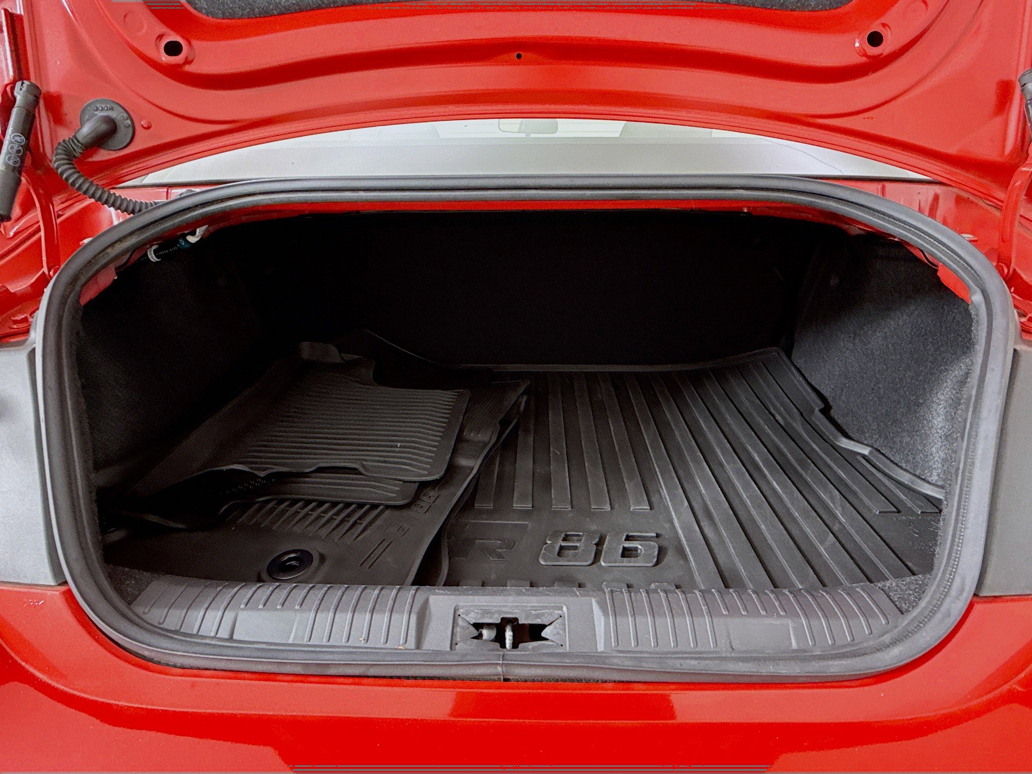 Used 2023 Toyota GR86 w/ ALL Weather Mat Package (TMS) image 25