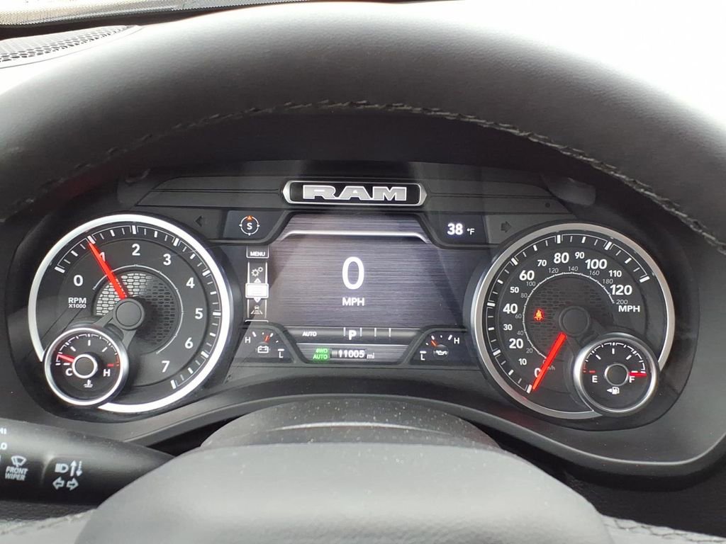 Used 2026 RAM 1500 Laramie AWD/4WD image 20