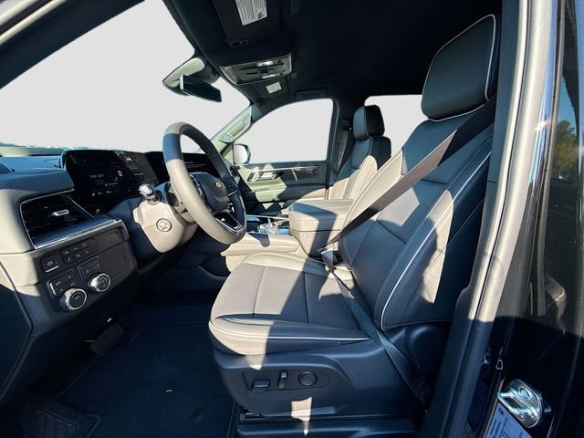 New 2025 Chevrolet Suburban Premier image 23