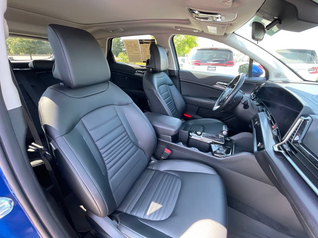 Certified 2025 Kia Sportage SX FWD image 31
