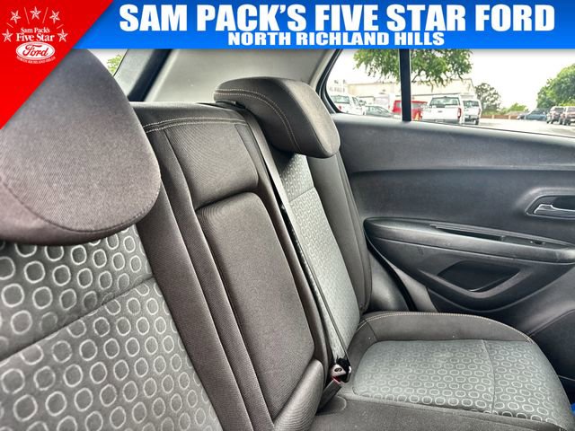 Used 2020 Chevrolet Trax LS image 16