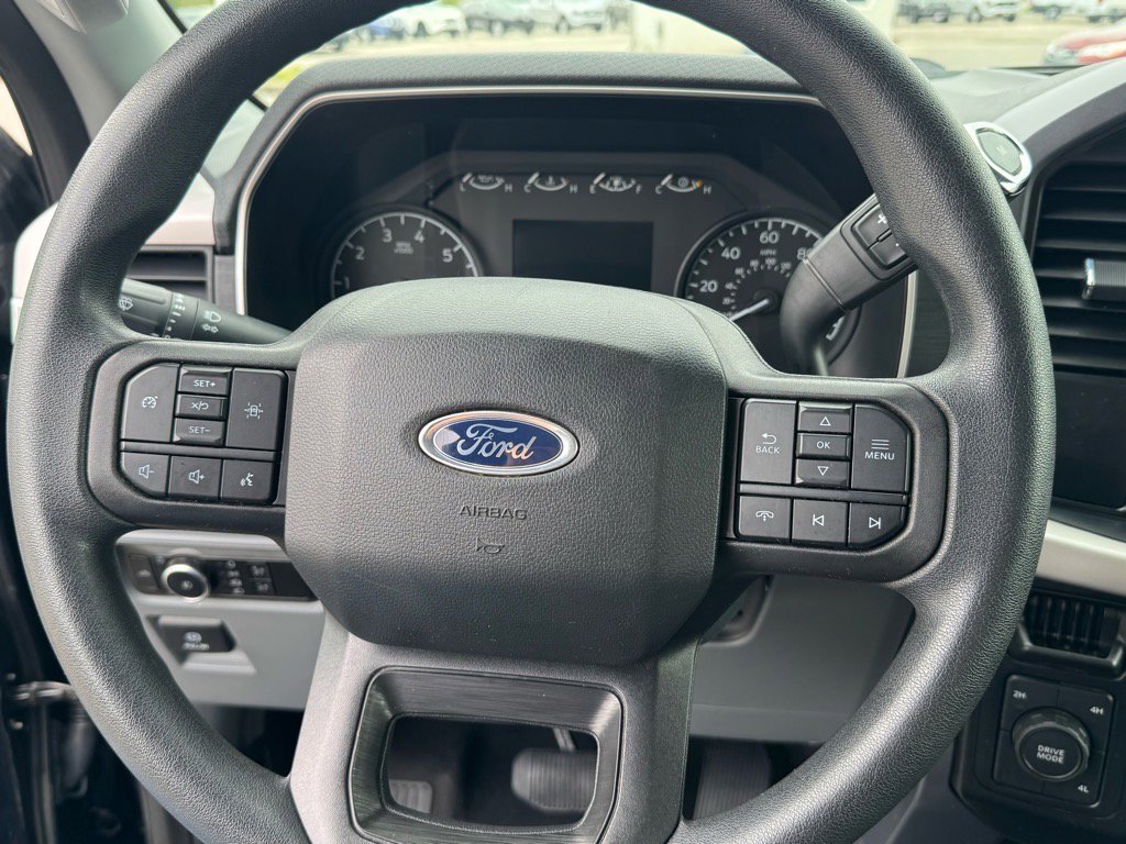 Used 2023 Ford F150 XLT image 13