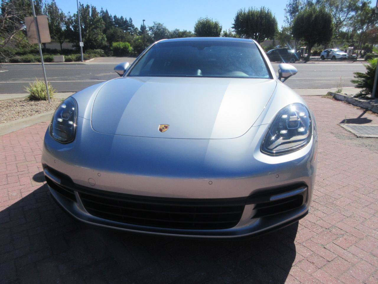 Used 2019 Porsche Panamera RWD image 70