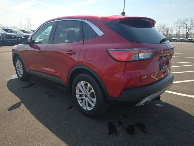 Certified 2022 Ford Escape SE image 10