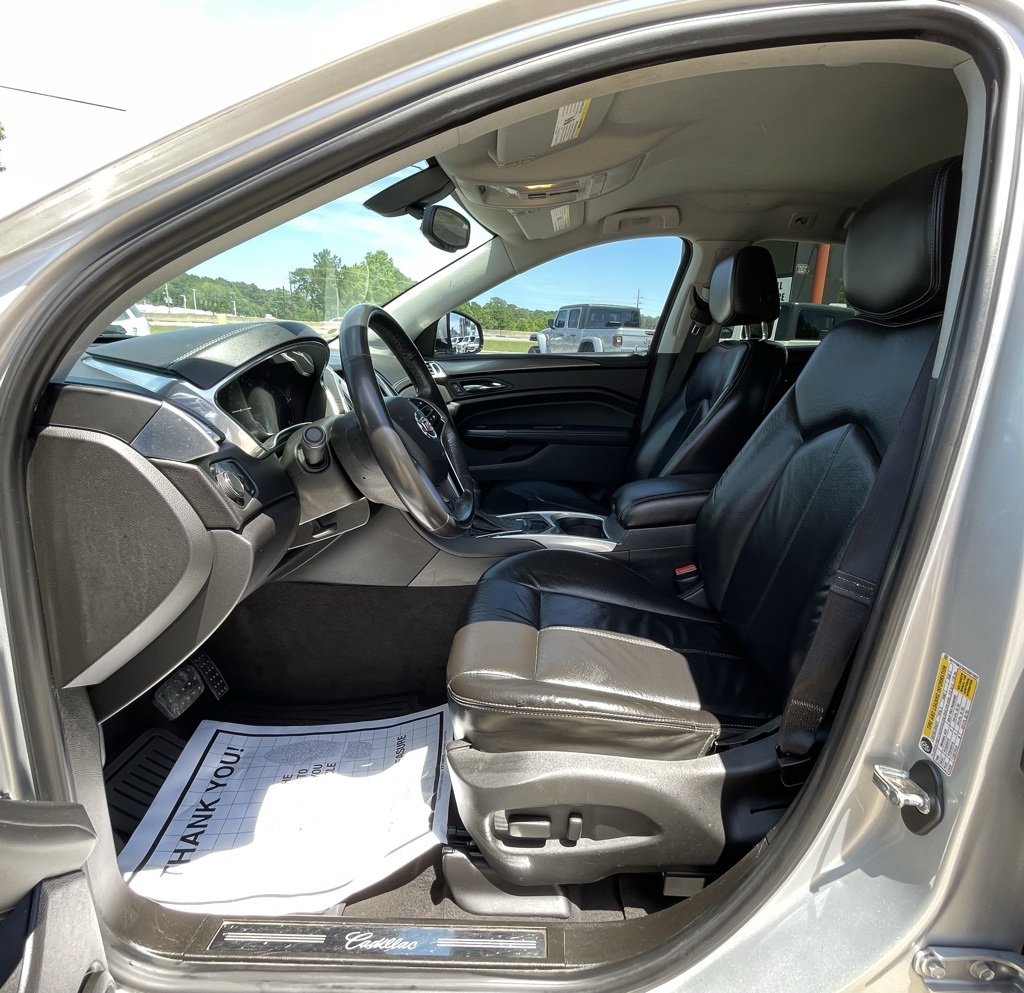 Used 2013 Cadillac SRX FWD image 18