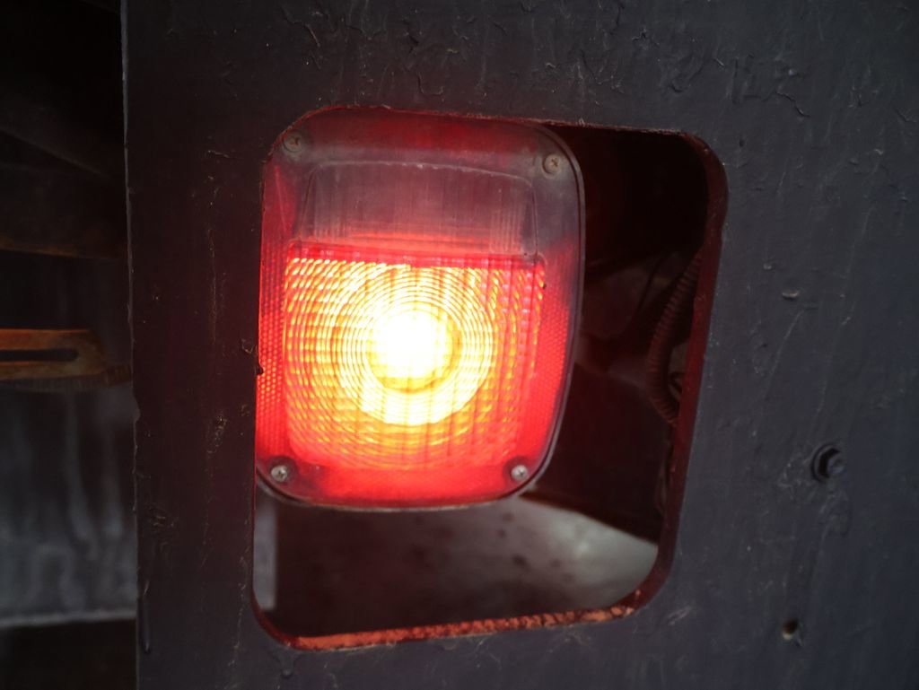 Used 2015 Ford F550 2WD Regular Cab Super Duty image 23