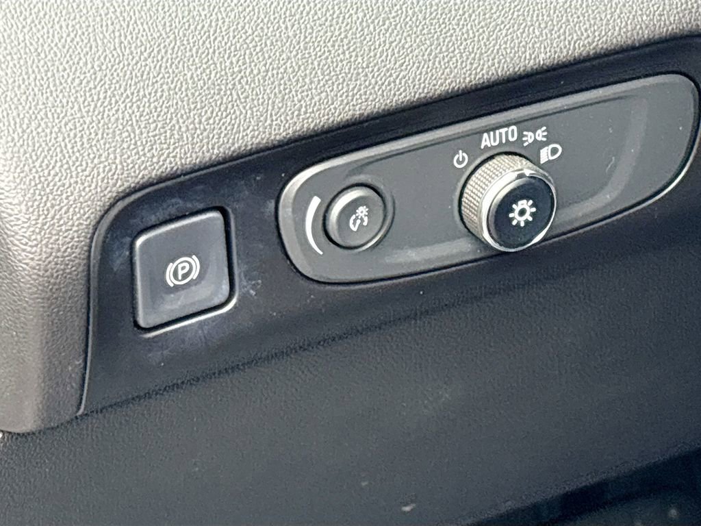 Used 2019 Buick Enclave Premium w/ Experience Buick Package AWD/4WD image 10