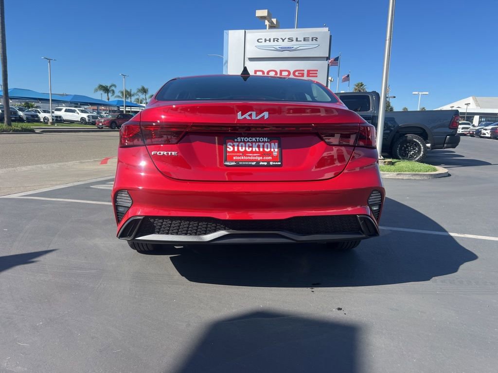 Used 2024 Kia Forte LXS image 10