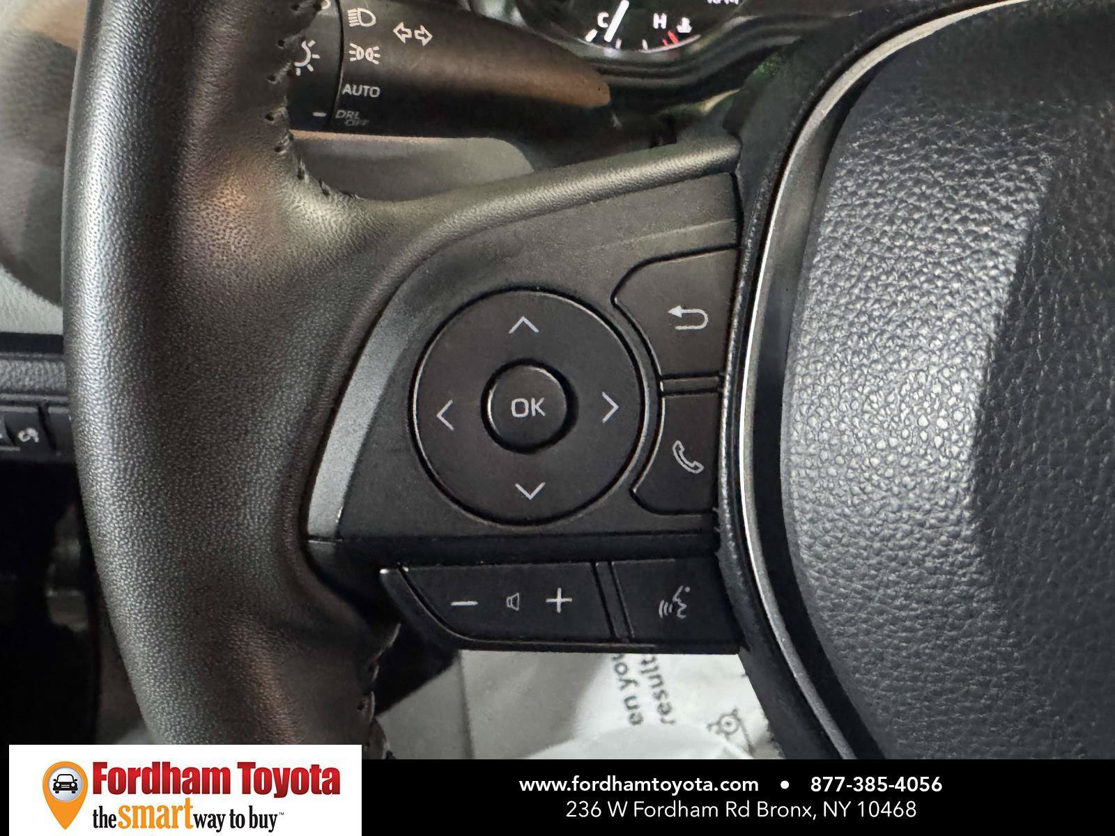 Used 2024 Toyota Corolla SE w/ SE Package AWD/4WD image 21
