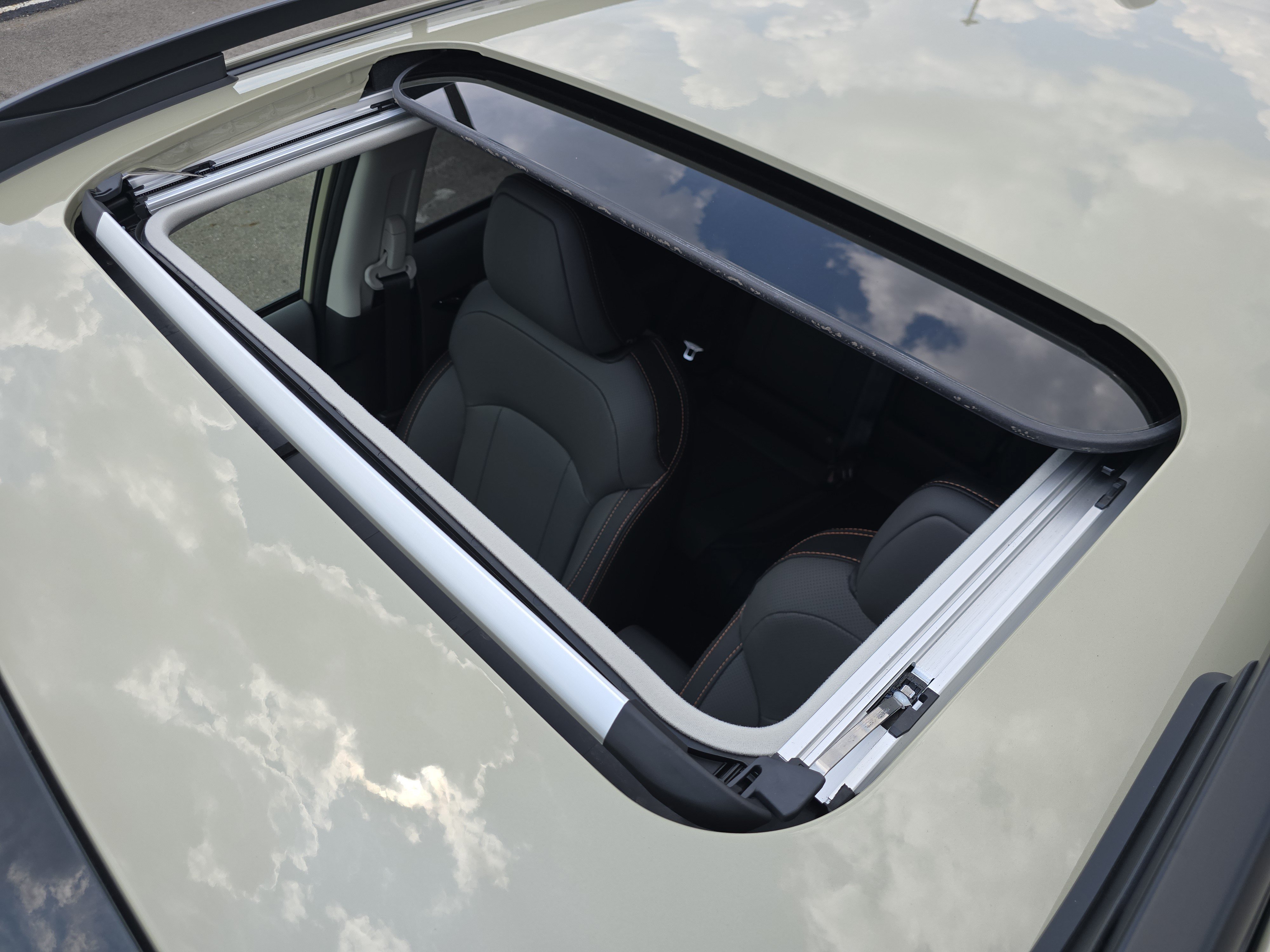 New 2026 Subaru Crosstrek 2.5i Limited AWD/4WD image 9