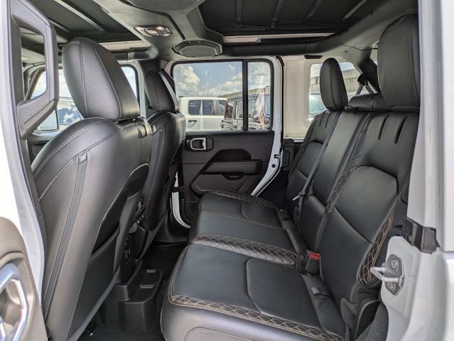 Used 2021 Jeep Wrangler Unlimited Sahara AWD/4WD image 13