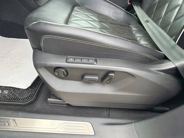 Used 2024 Volkswagen Atlas SEL Premium R-Line AWD/4WD image 15