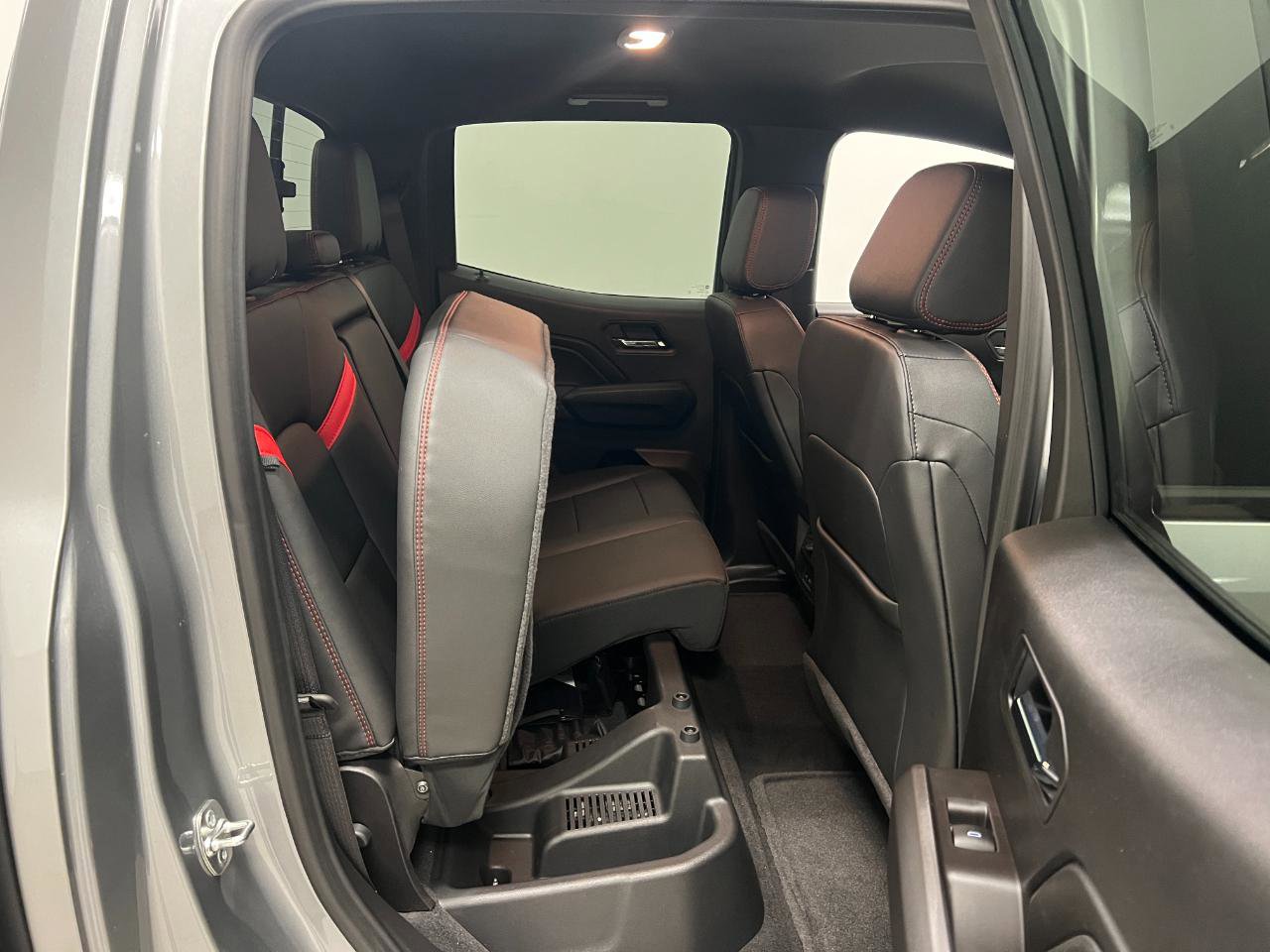New 2026 Chevrolet Colorado Z71 w/ Technology Package AWD/4WD image 29