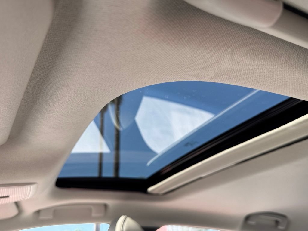 New 2026 Nissan Sentra SL w/ Floor Mat Package FWD image 10