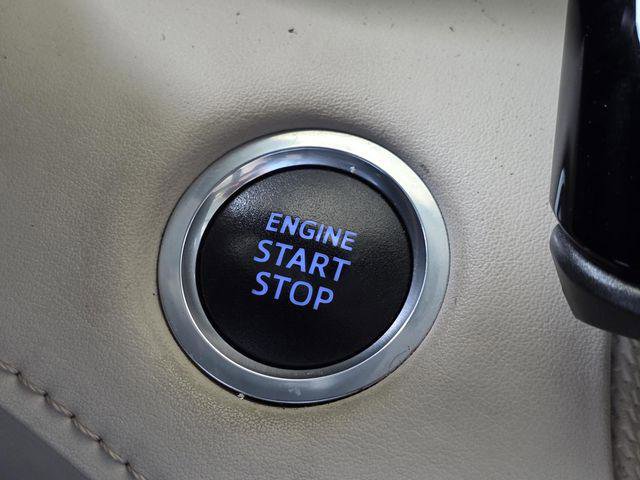 Certified 2021 Toyota Highlander Limited image 24