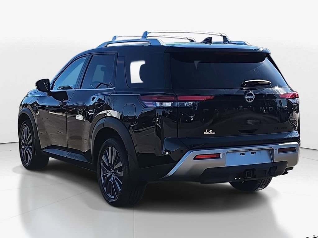 Used 2023 Nissan Pathfinder SL w/ SL Premium Package image 7