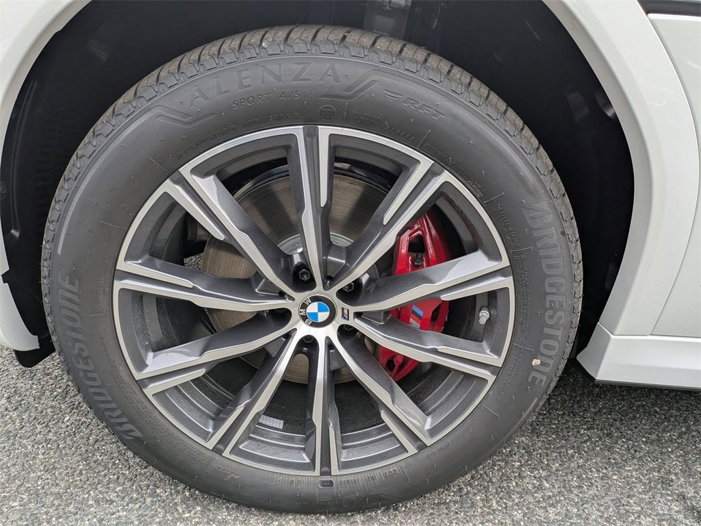 New 2026 BMW X6 xDrive40i image 9
