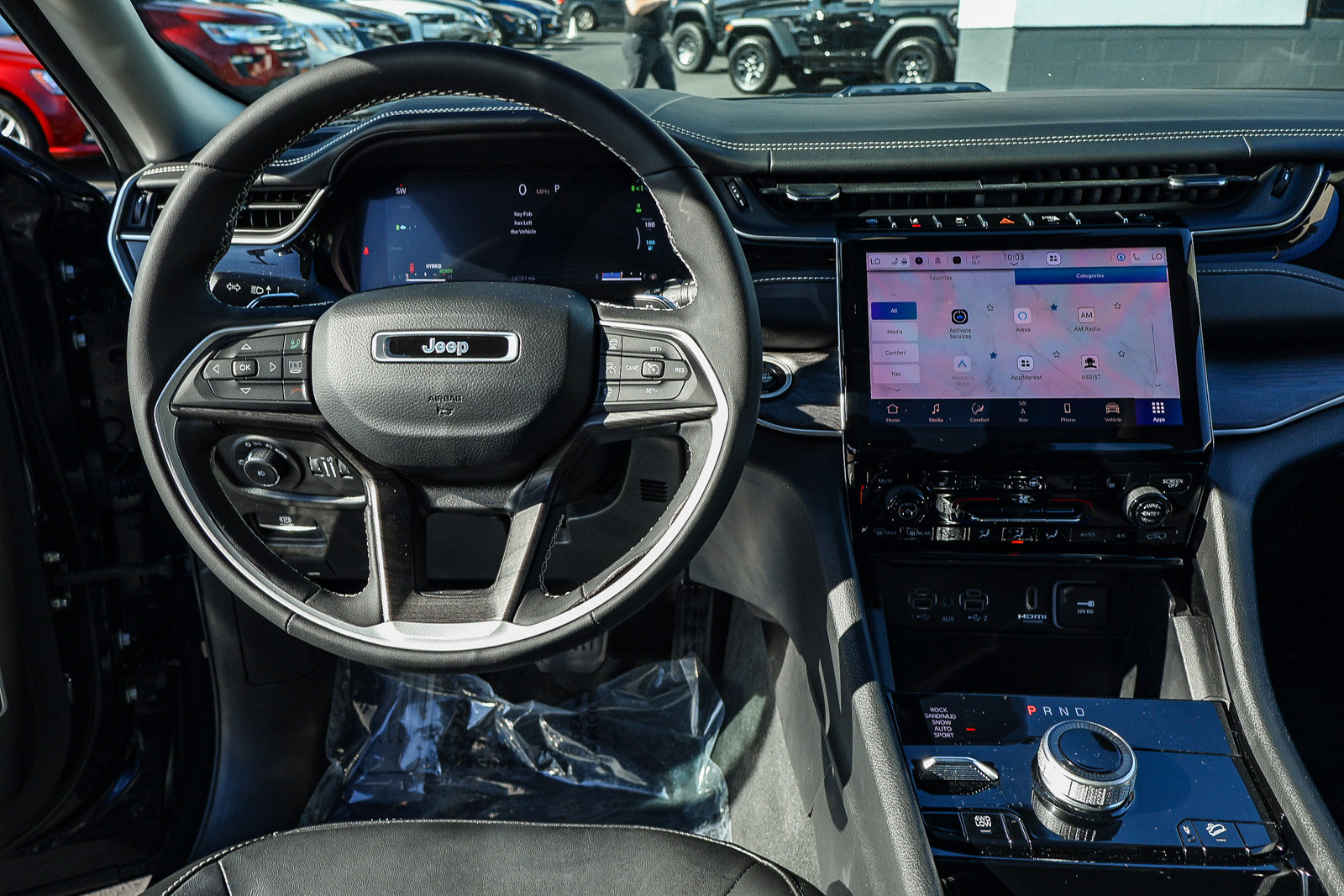 Used 2022 Jeep Grand Cherokee Limited 4xe image 3