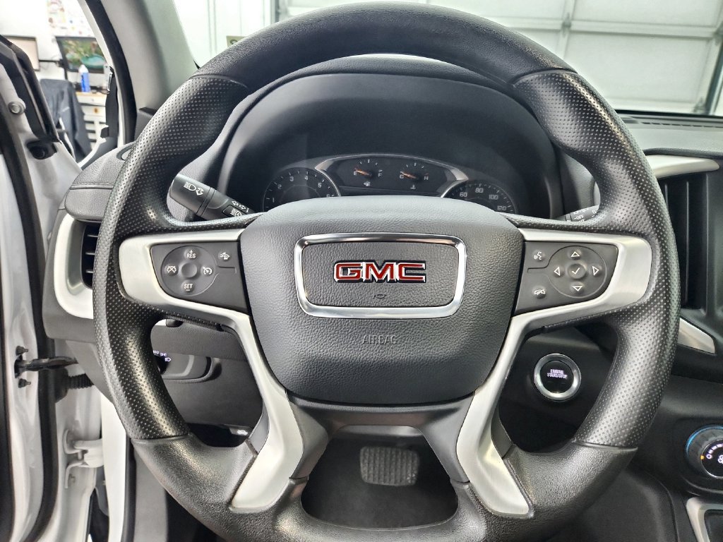 Used 2024 GMC Terrain SLE AWD/4WD image 24