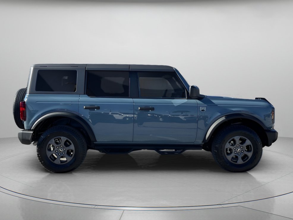 Used 2023 Ford Bronco Big Bend image 2
