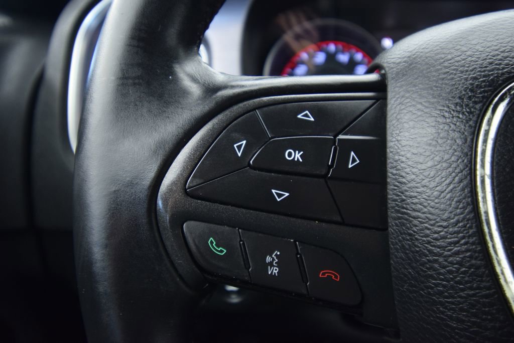 Used 2015 Dodge Charger SE w/ Popular Equipment Group image 27